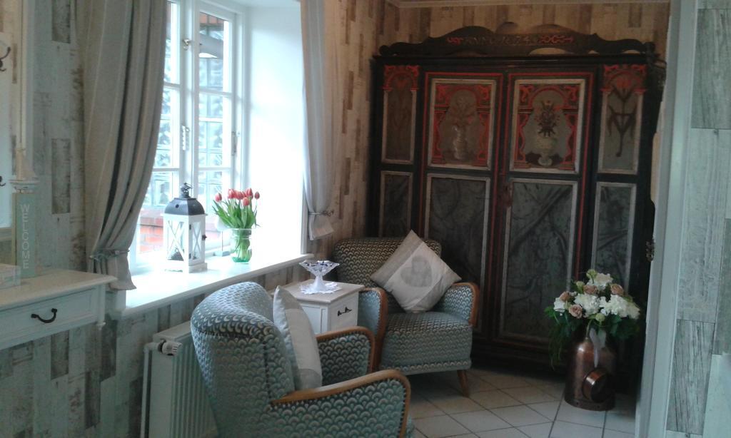Gasthaus Knudsen Utersum Εξωτερικό φωτογραφία